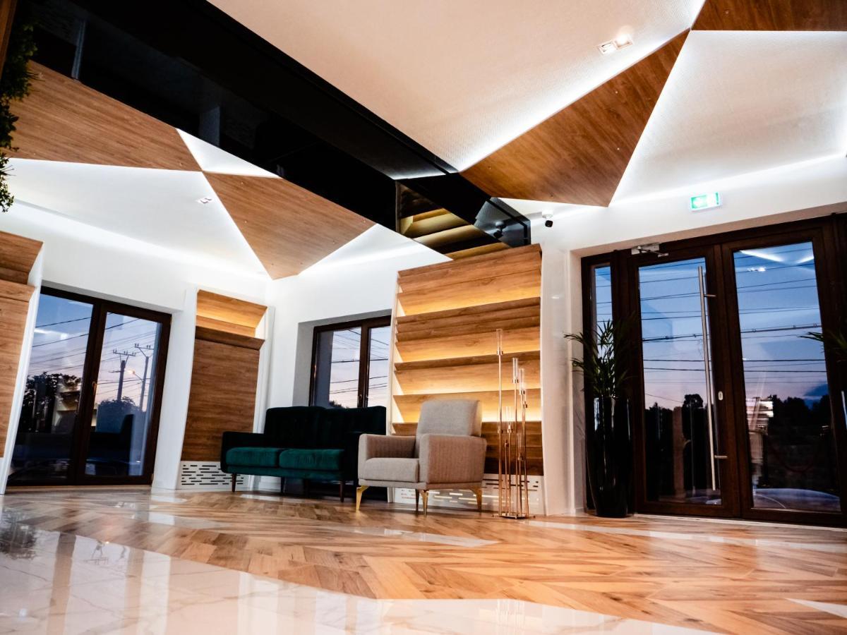 Hotel Goya Boutique Târgu Jiu Εξωτερικό φωτογραφία