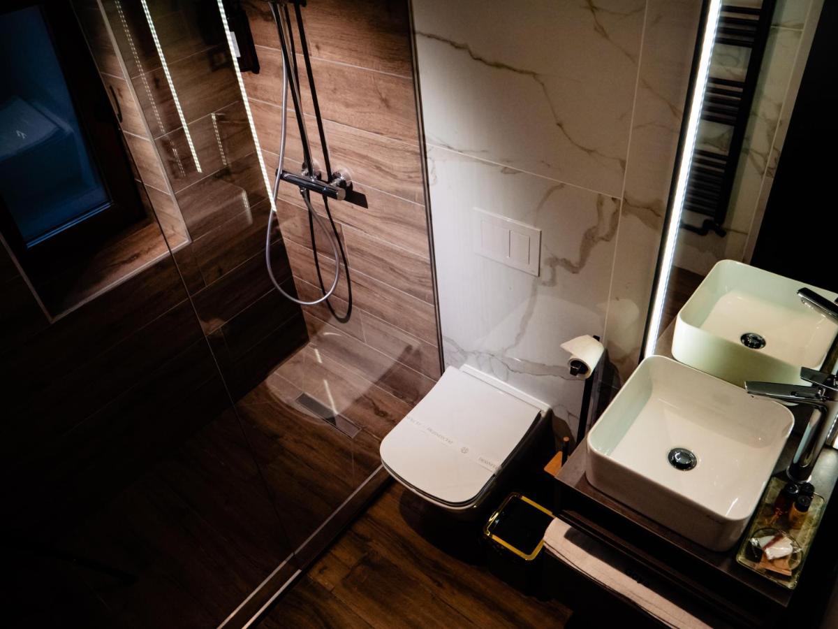 Hotel Goya Boutique Târgu Jiu Εξωτερικό φωτογραφία