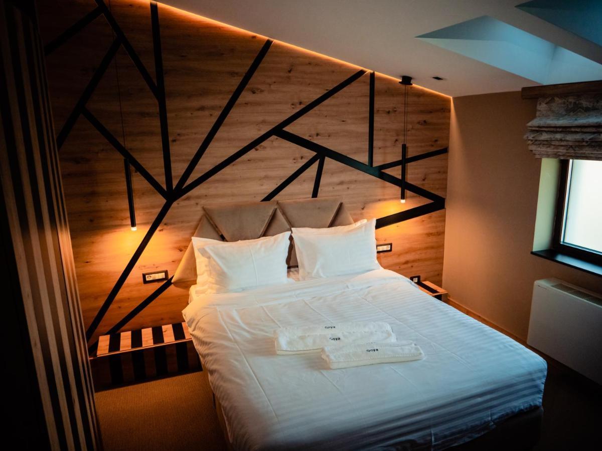 Hotel Goya Boutique Târgu Jiu Εξωτερικό φωτογραφία