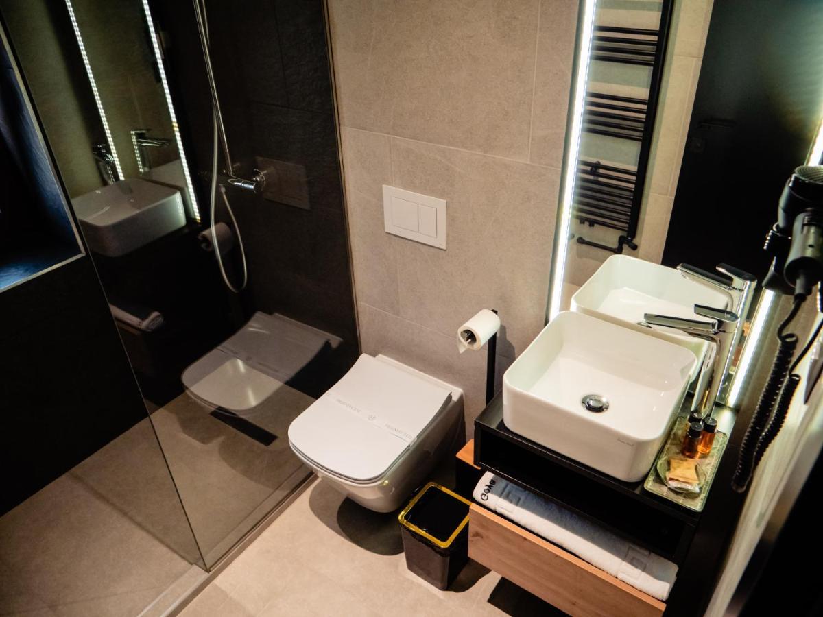 Hotel Goya Boutique Târgu Jiu Εξωτερικό φωτογραφία
