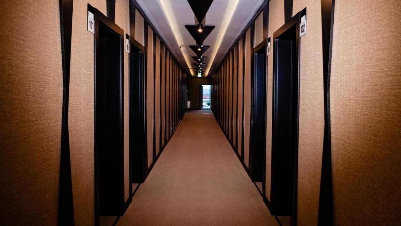 Hotel Goya Boutique Târgu Jiu Εξωτερικό φωτογραφία