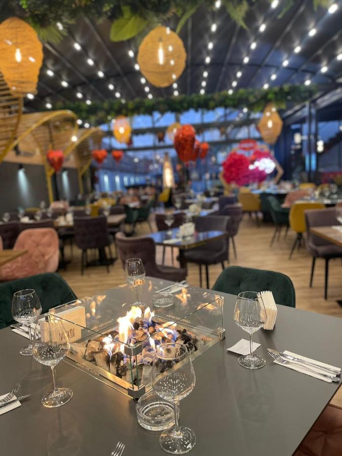 Hotel Goya Boutique Târgu Jiu Εξωτερικό φωτογραφία
