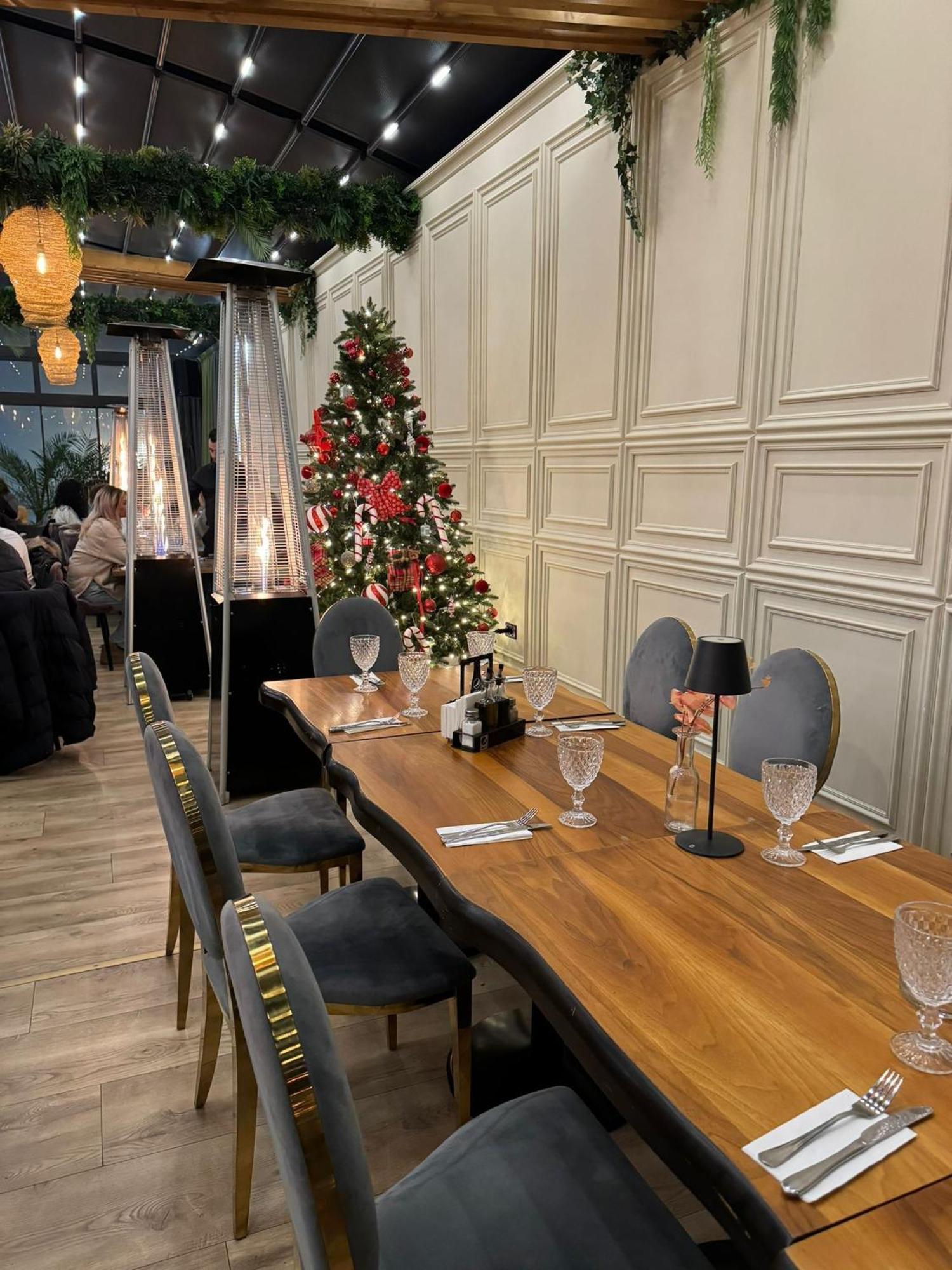 Hotel Goya Boutique Târgu Jiu Εξωτερικό φωτογραφία