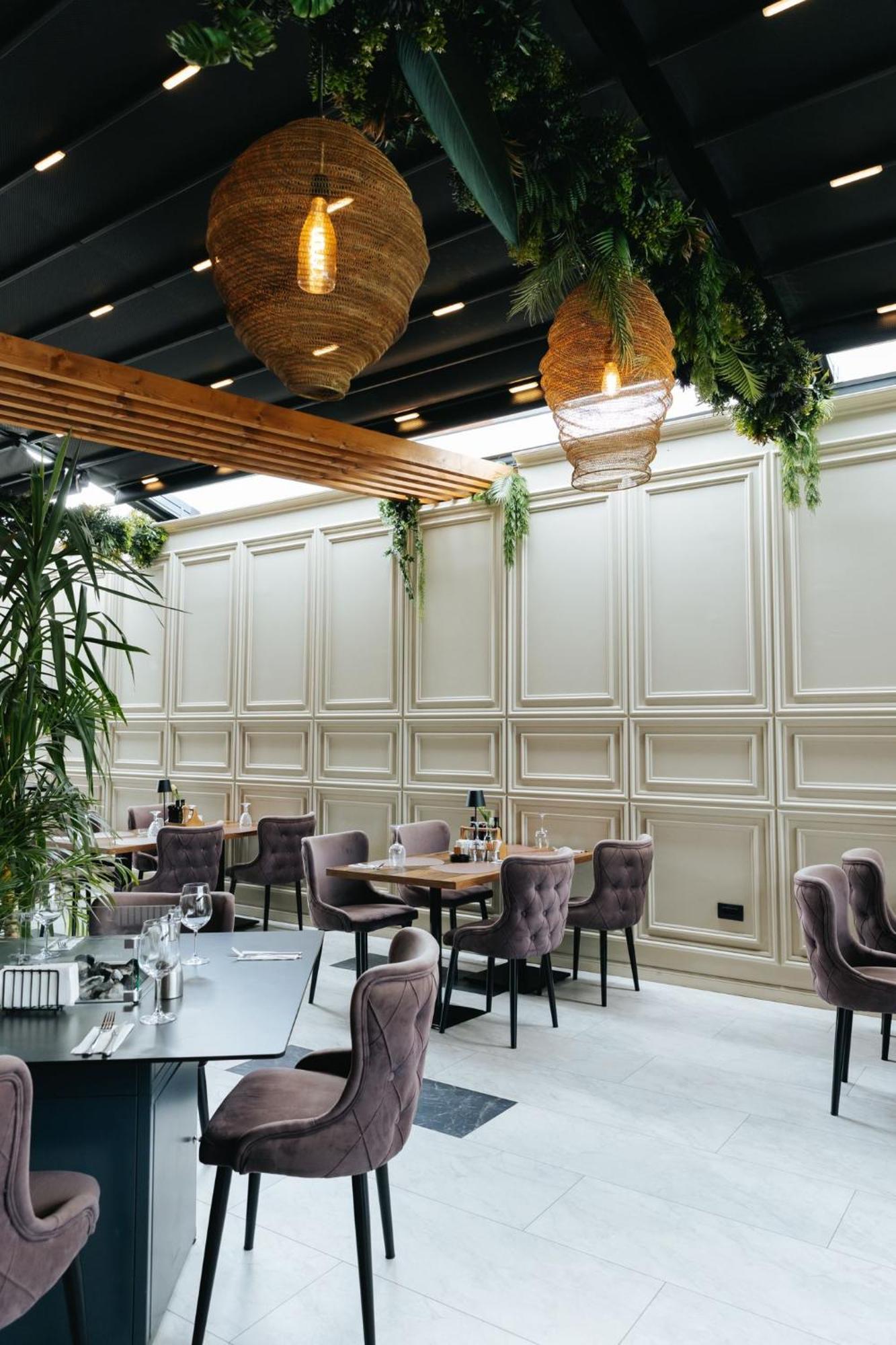 Hotel Goya Boutique Târgu Jiu Εξωτερικό φωτογραφία